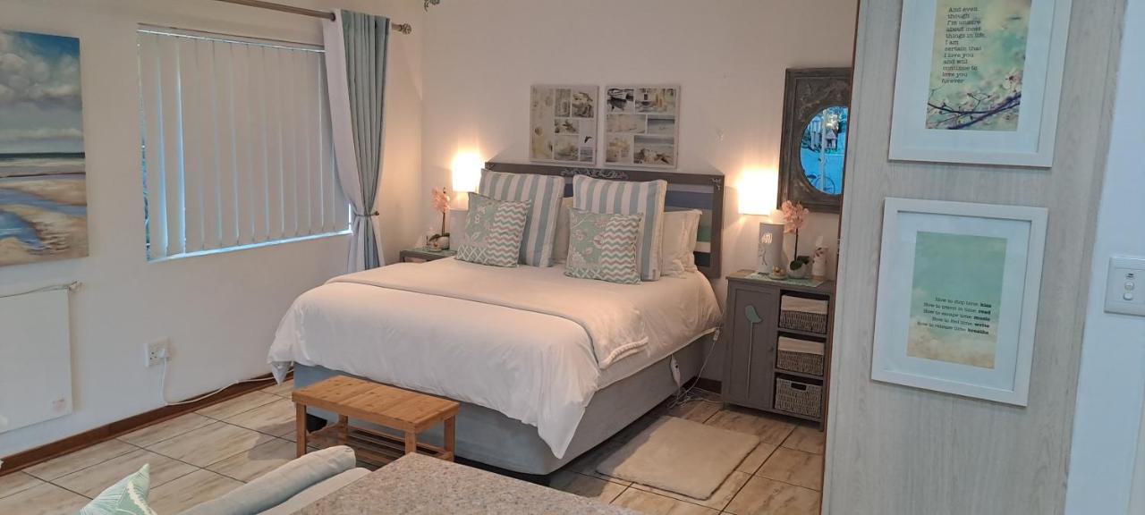 Gabbys Cottage Guesthouse Bloemfontein Exteriör bild