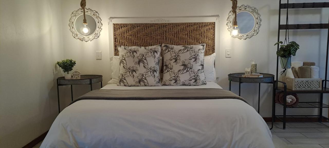 Gabbys Cottage Guesthouse Bloemfontein Exteriör bild